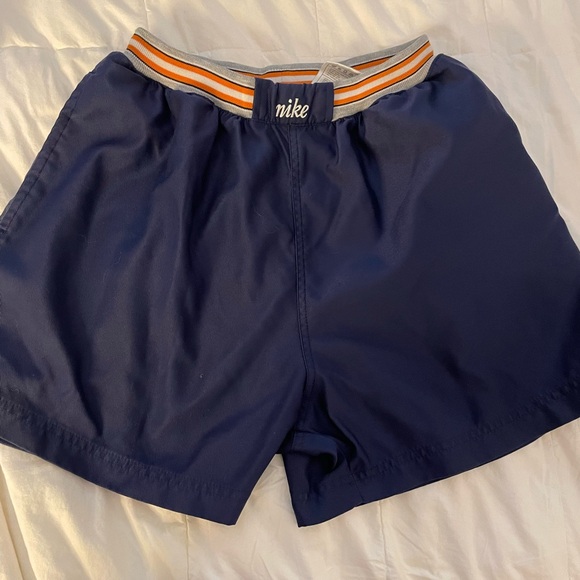 90s VTG NIKE Nylon Silky Soccer Shorts Running Training Waist Logo Glanz - Med. - Picture 1 of 3